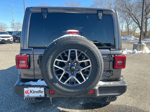 New 2026 Jeep Wrangler Sahara image 18