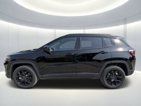 New 2026 Jeep Compass Latitude AWD/4WD image 7