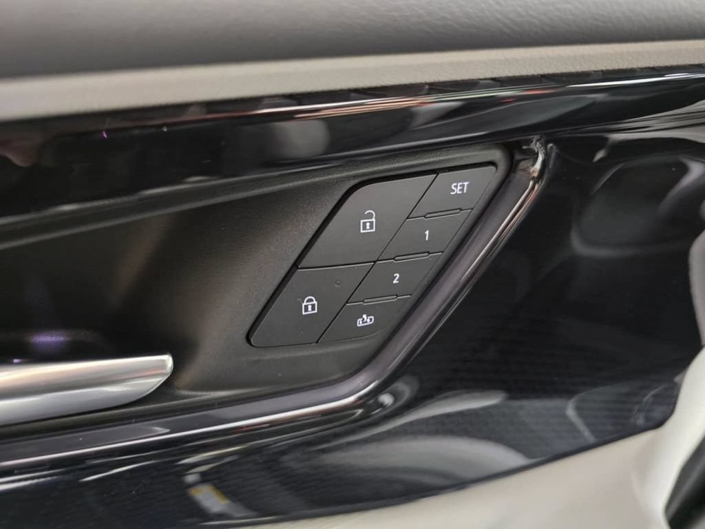 New 2026 Chevrolet Blazer EV SS w/ LPO, Blackout Package AWD/4WD image 25
