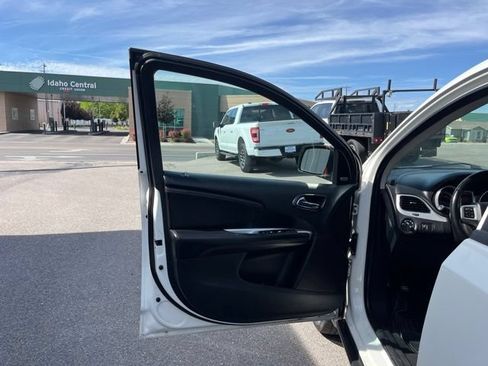 Used 2019 Dodge Journey GT AWD/4WD image 28