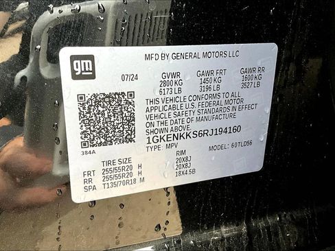 Used 2024 GMC Acadia Elevation image 41