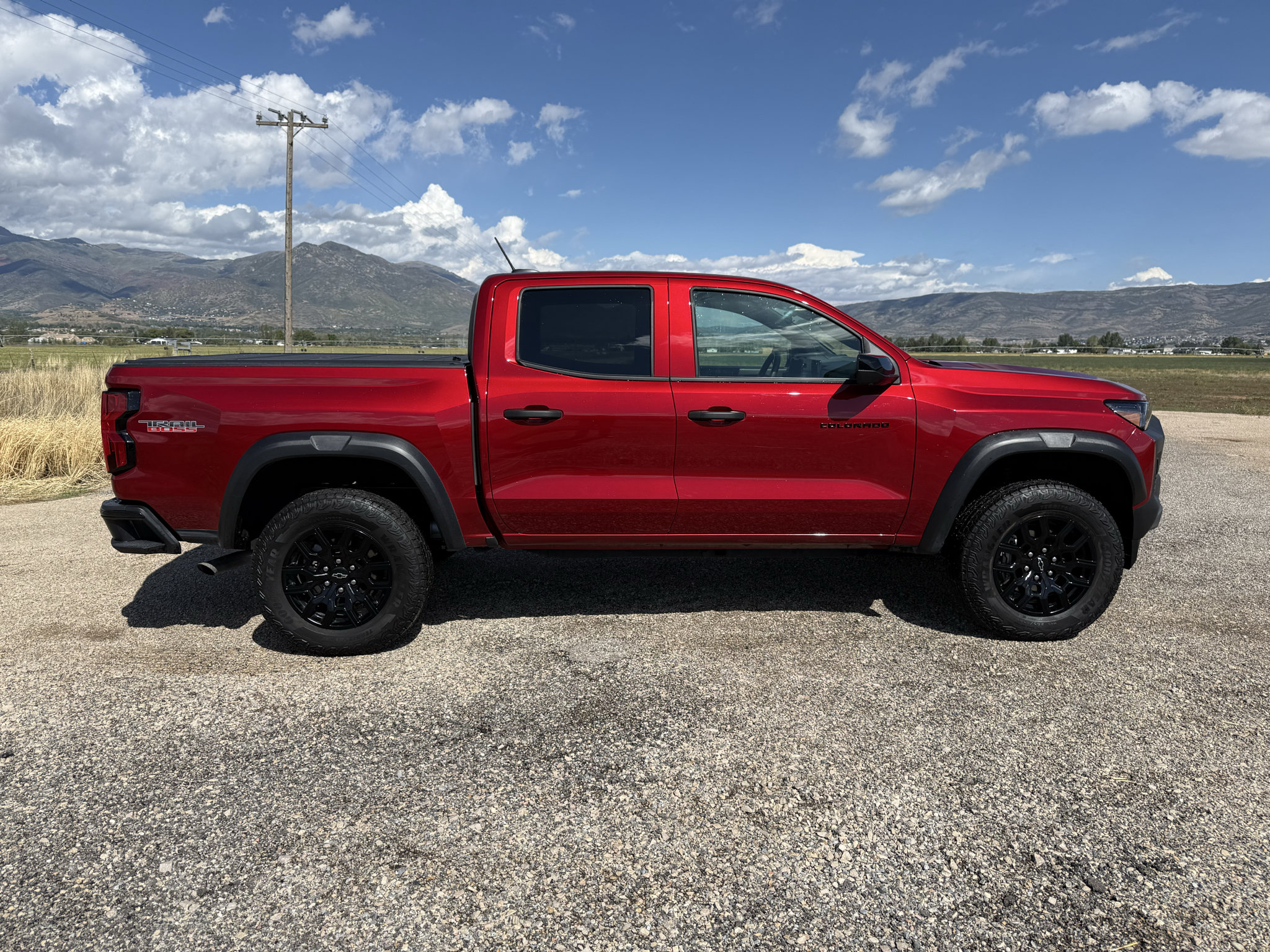 Used 2024 Chevrolet Colorado Trail Boss w/ Technology Package AWD/4WD image 8