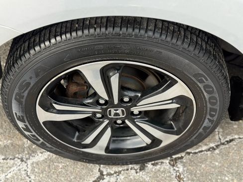 Used 2015 Honda Civic EX image 32