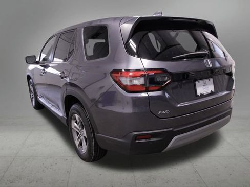 Certified 2024 Honda Pilot EX-L image 4
