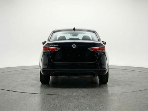 Used 2025 Nissan Versa SV image 7