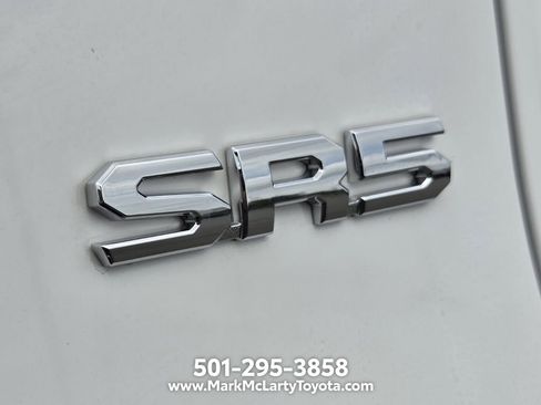 Used 2025 Toyota Tacoma SR5 AWD/4WD image 6