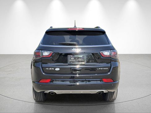 Used 2023 Jeep Compass Limited w/ Elite Group AWD/4WD image 4