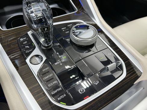 Used 2020 BMW X6 xDrive40i w/ Executive Package image 27