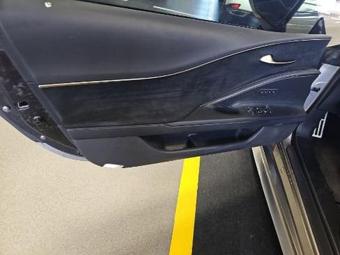 Used 2018 Lexus LC 500 Coupe RWD image 14