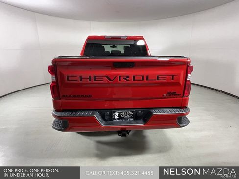 Used 2022 Chevrolet Silverado 1500 Custom w/ LPO, Dark Essentials Package image 9