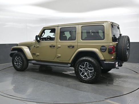 New 2026 Jeep Wrangler Unlimited Sahara AWD/4WD image 8