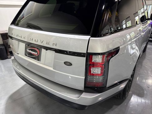 Used 2016 Land Rover Range Rover HSE image 35