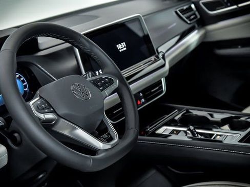 New 2026 Volkswagen Atlas Cross Sport SEL Premium R-Line AWD/4WD image 10