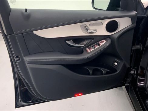 Used 2023 Mercedes-Benz GLC 300 GLC 300 image 19