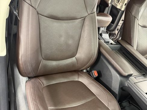 Certified 2021 Toyota Sienna Platinum image 30