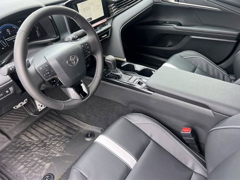 New 2026 Toyota Camry SE image 10