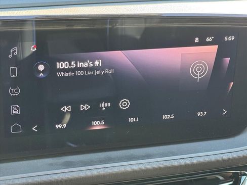 Used 2025 Buick Envista Sport Touring w/ Advanced Safety Package image 21