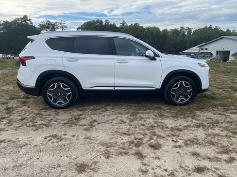 Used 2023 Hyundai Santa Fe Limited image 9