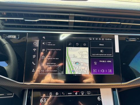 New 2026 Audi RS Q8 performance image 19