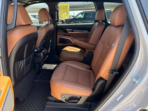 Used 2024 Kia Telluride SX X-Pro AWD/4WD image 26