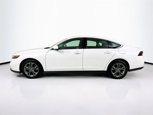 Certified 2024 Honda Accord EX image 7