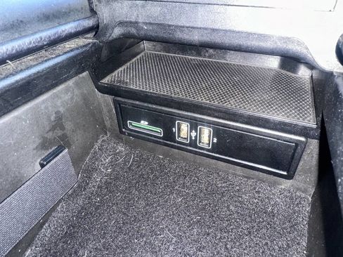 Used 2016 Mercedes-Benz C 300 4MATIC Sedan w/ Premium 1 Package image 30