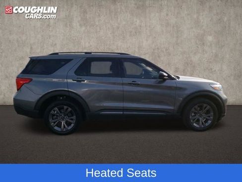 Used 2023 Ford Explorer XLT w/ Equipment Group 202A image 11