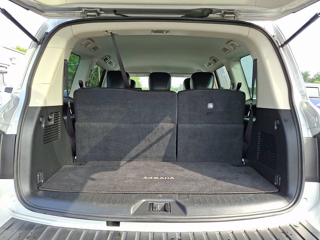 Used 2022 Nissan Armada SV AWD/4WD image 34