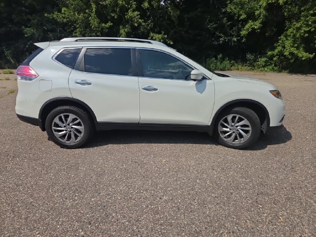 Used 2015 Nissan Rogue SL w/ SL Premium Package AWD/4WD image 18