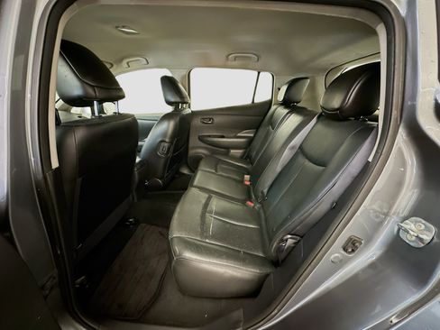 Used 2015 Nissan Leaf SL FWD image 29