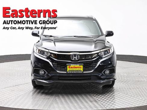 Used 2022 Honda HR-V Sport image 2