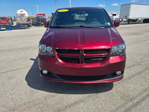 Used 2017 Dodge Grand Caravan GT FWD image 8