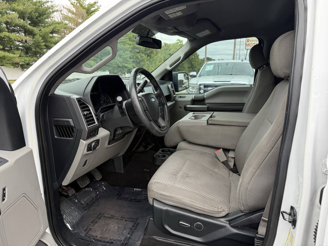 Used 2016 Ford F150 XLT w/ Equipment Group 301A Mid AWD/4WD image 17