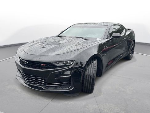 Used 2022 Chevrolet Camaro SS RWD image 2
