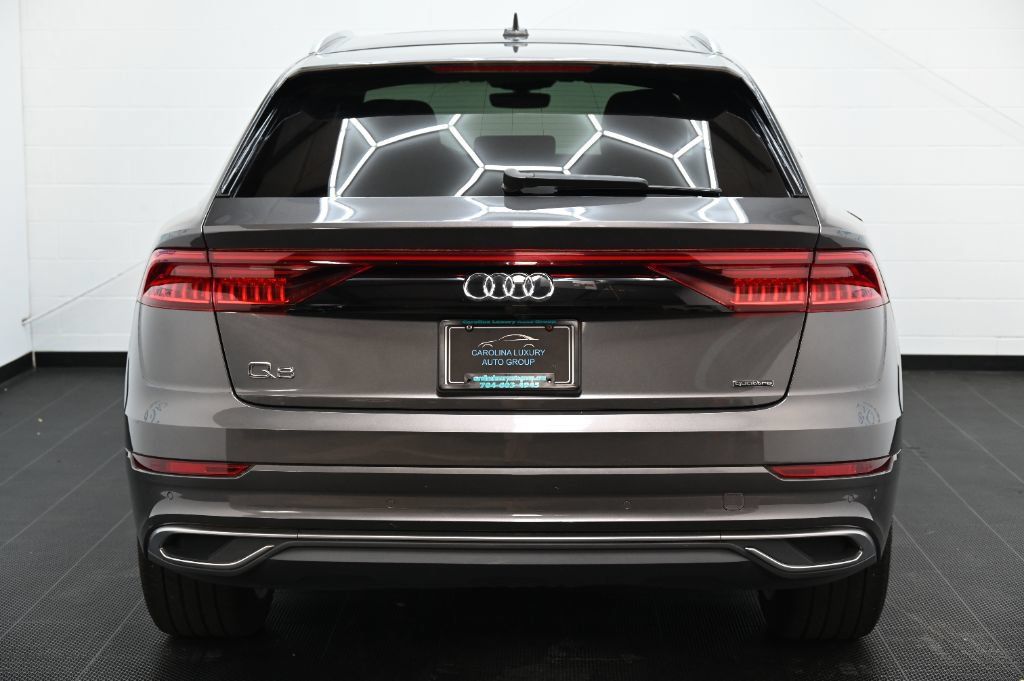 Used 2020 Audi Q8 Premium w/ Cold Weather Package AWD/4WD image 4