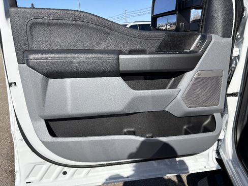 New 2026 Ford F350 XLT image 30