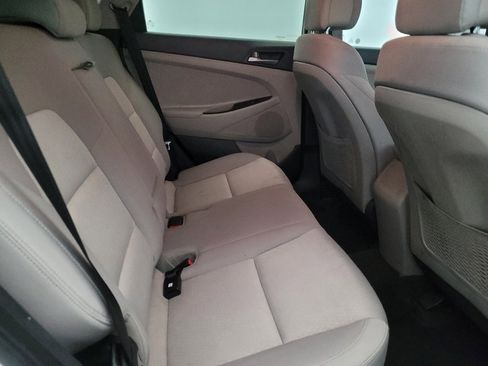 Used 2017 Hyundai Tucson SE image 19