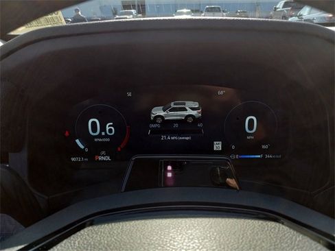 Used 2025 Ford Explorer Platinum w/ Ultimate Package image 13