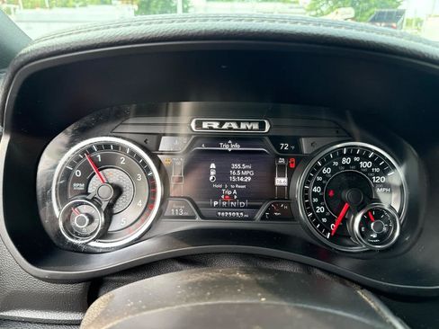 Used 2019 RAM 2500 Laramie w/ Black Appearance Package AWD/4WD image 17