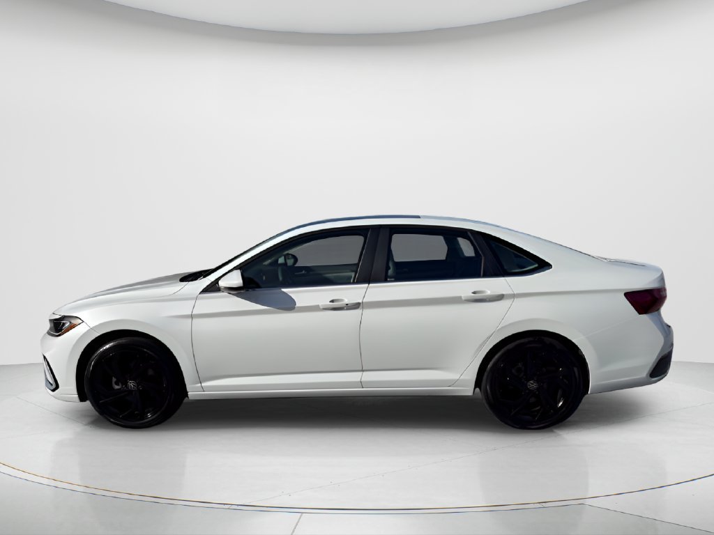 New 2026 Volkswagen Jetta SE FWD image 8