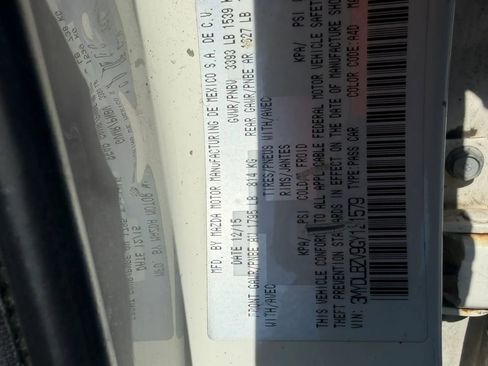 Used 2016 Scion iA FWD image 32