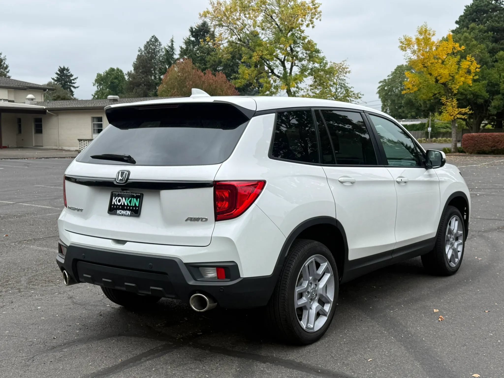 Used 2024 Honda Passport EX-L image 5