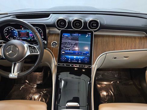 Certified 2024 Mercedes-Benz GLC 300 GLC 300 image 18