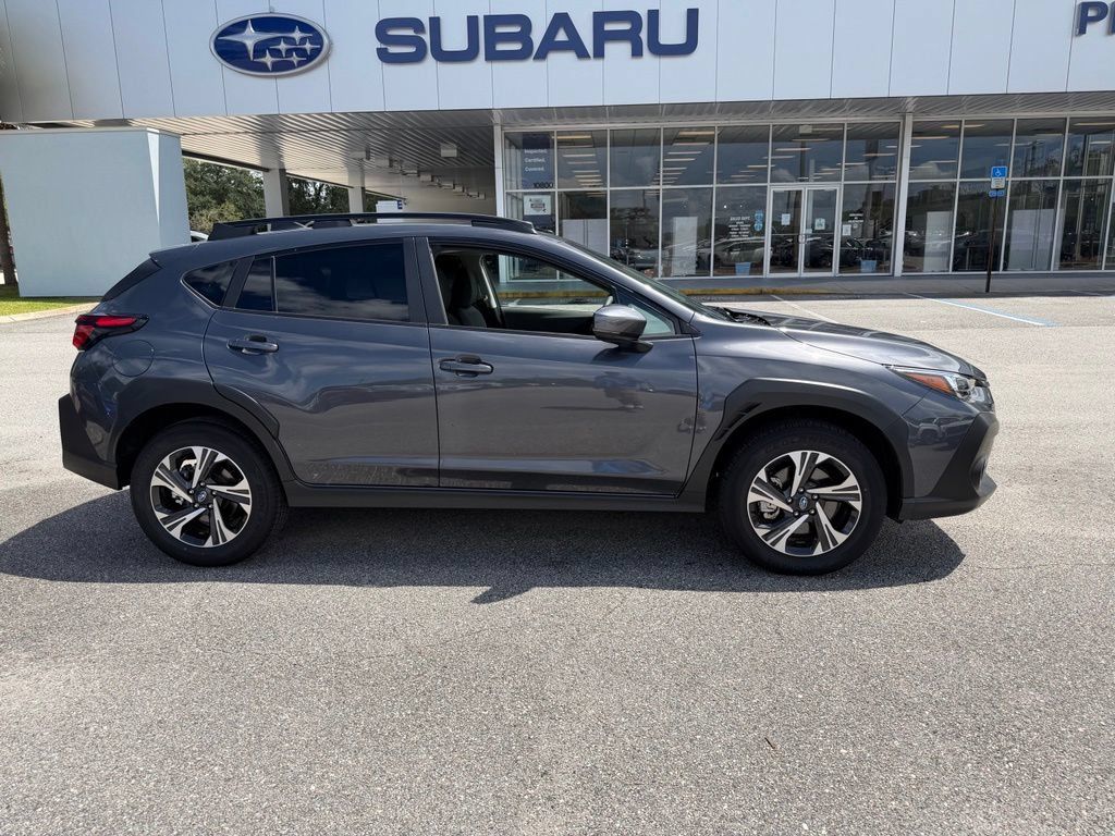 Used 2026 Subaru Crosstrek 2.5i Premium AWD/4WD image 2