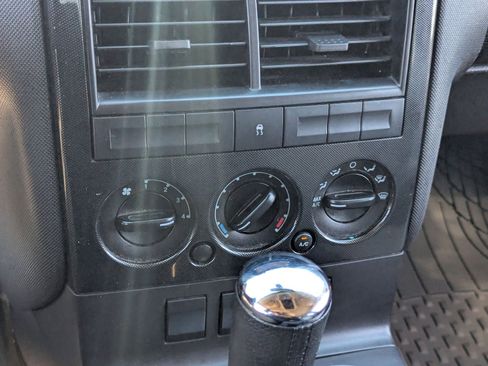 Used 2008 Ford Explorer Sport Trac Limited image 24