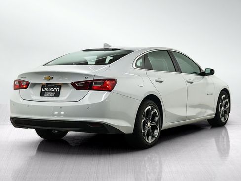Used 2023 Chevrolet Malibu LT w/ Driver Confidence Package FWD image 5