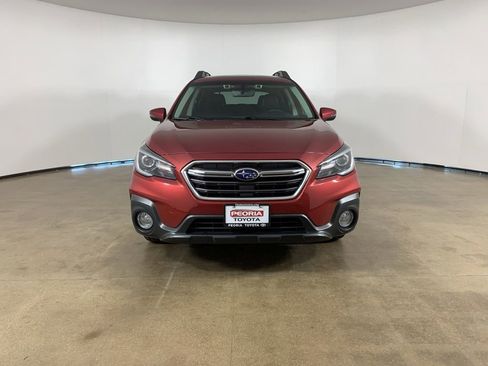 Used 2018 Subaru Outback 2.5i Limited AWD/4WD image 3