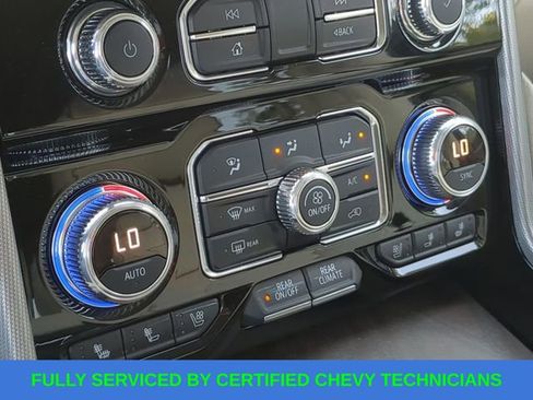 Used 2021 GMC Yukon Denali w/ Denali Premium Package image 36