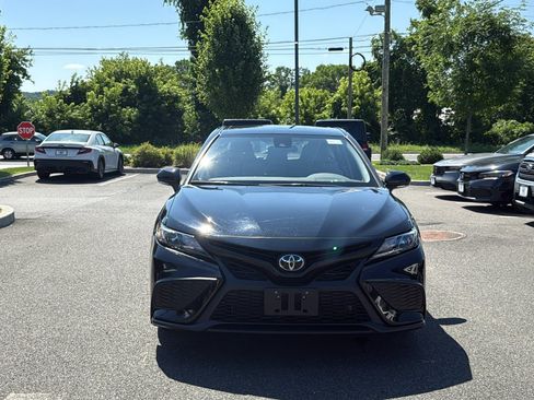 Used 2024 Toyota Camry SE AWD/4WD image 2
