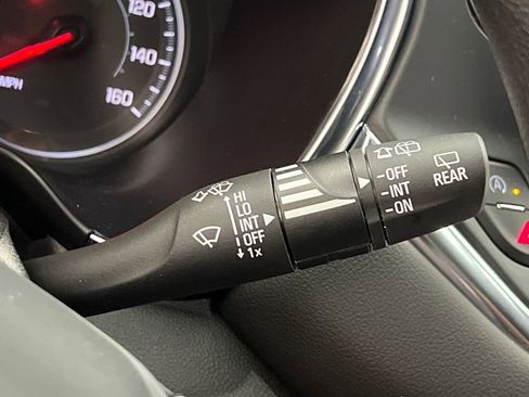 Used 2025 Chevrolet Blazer LT FWD image 43